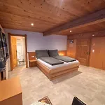 Lägenhet Bartlerhof